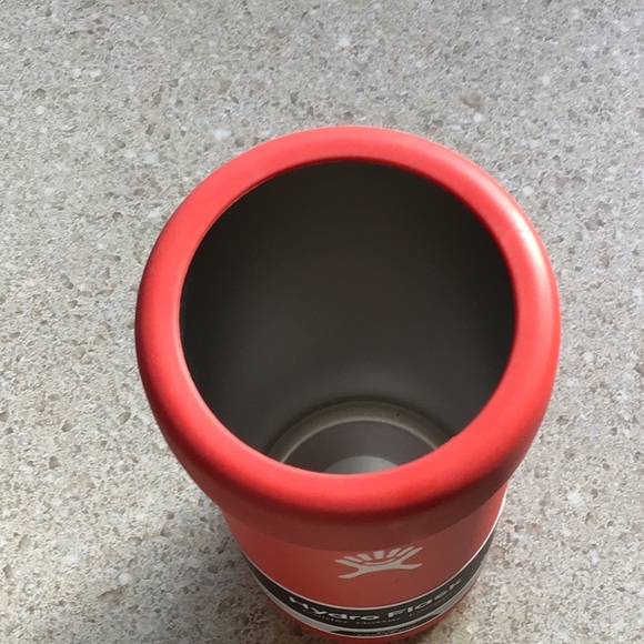 Hydro Flask red Slim Cooler Cup, 12 ounces - new with tags! - Picture 7 of 8